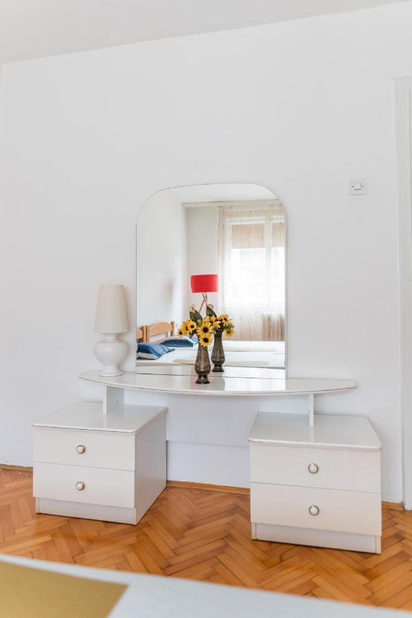 Apartamento The Vintage Nest Skopie Exterior foto